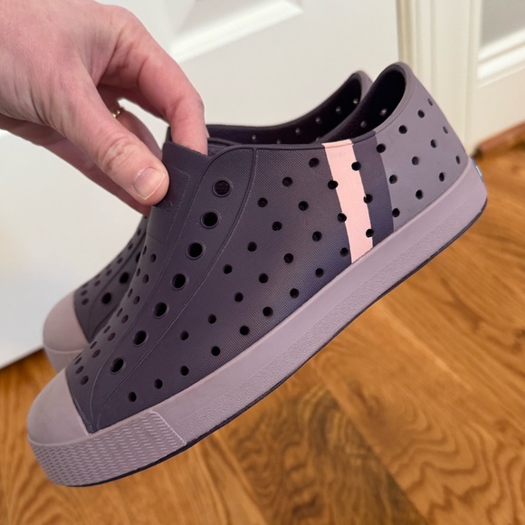 Native Shoes Girls Purple Jefferson Block Shoes size J2 - Picture 5 of 8